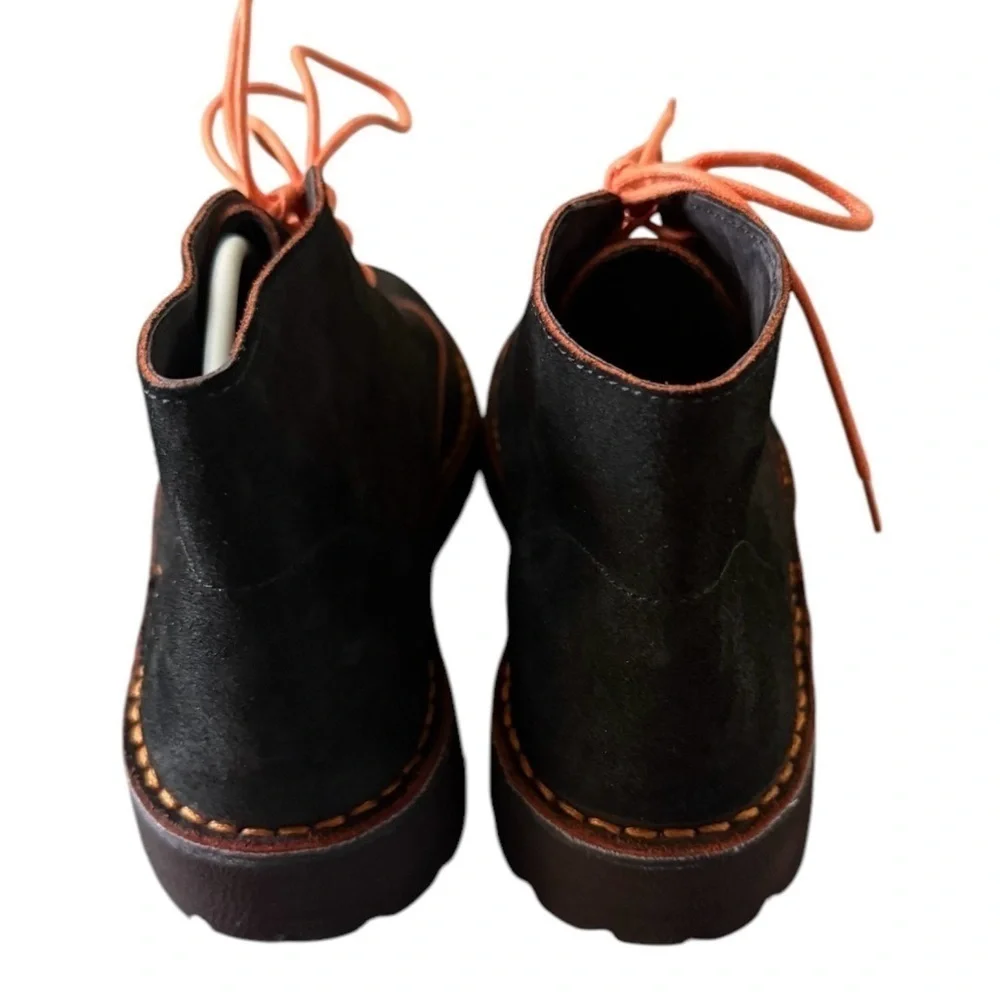 NWOB Dark Gray Sued Boots by Soldini Italy in Size 42